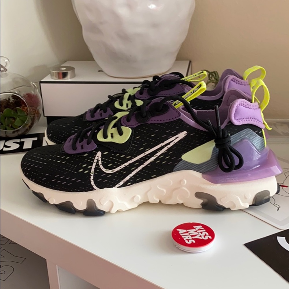 NWT Nike NSW react vision black - Picture 4 of 9